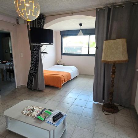 Gite Esprit Etape Saint-Barthelemy-de-Vals Exterior photo